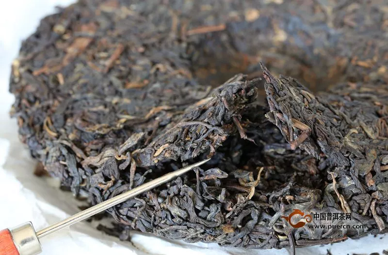 轻发酵熟茶喝着涩是什么原因？