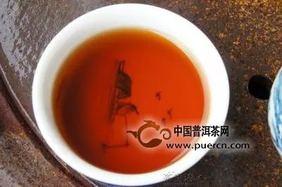 轻发酵熟茶喝着涩是什么原因？
