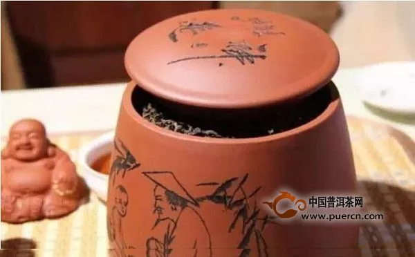 大红袍用陶罐保存茶叶相对会比铁罐来的更好些