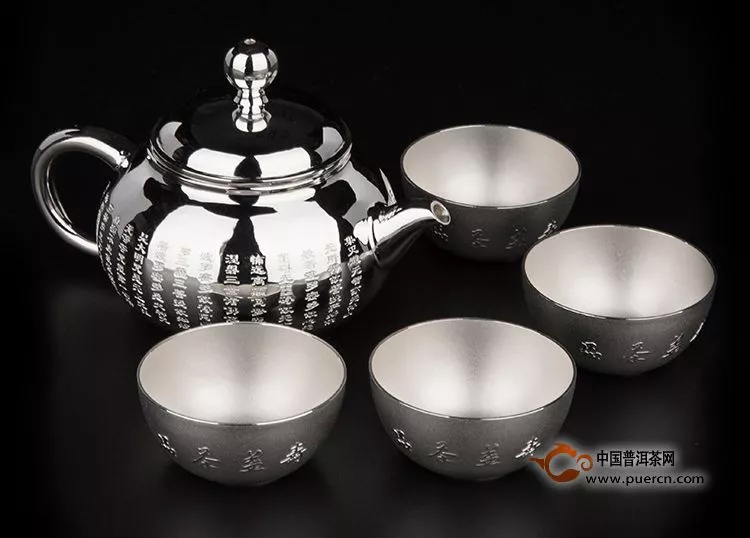 银壶和铁壶哪个泡茶好点？