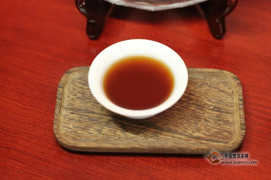 普洱茶茶汤浑浊的原因是什么？