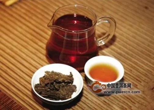 如何品鉴藏茶的红、浓、陈、醇等特点？
