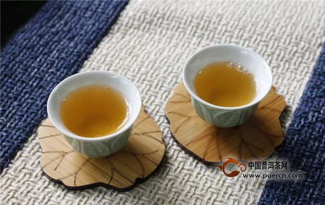 红茶汤飘浮的泡沫是什么，对人体有没有害？