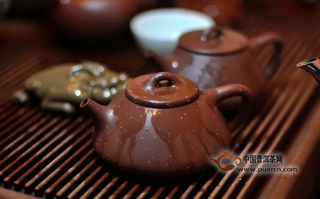 紫砂壶的开壶、茶叶匹配与清洁