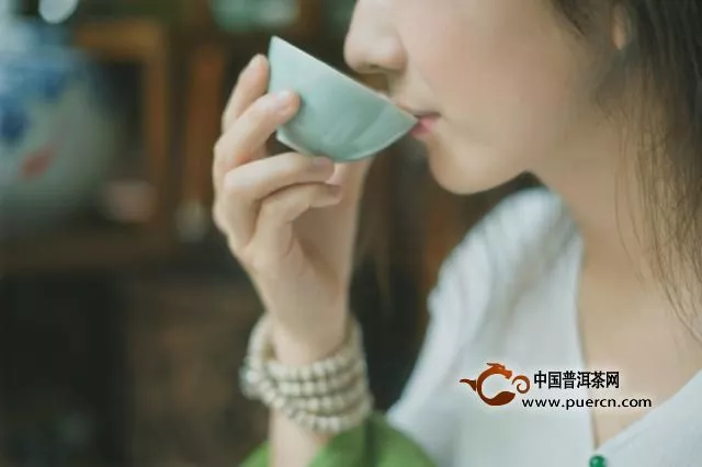普洱茶的苦涩也是辨别茶叶的品质之一，你知道吗？