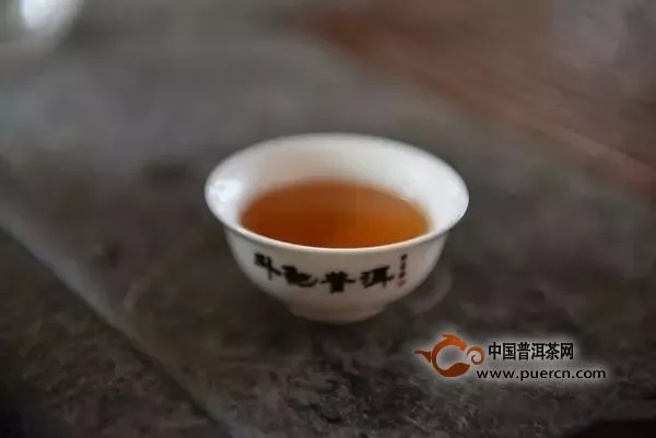 斗记普洱茶制作工艺——二十几道严谨的工序下，赋予普洱茶更丰满的生命