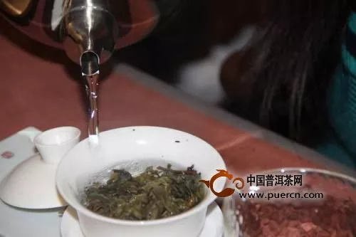 新手泡茶必學(xué)的三個(gè)技巧