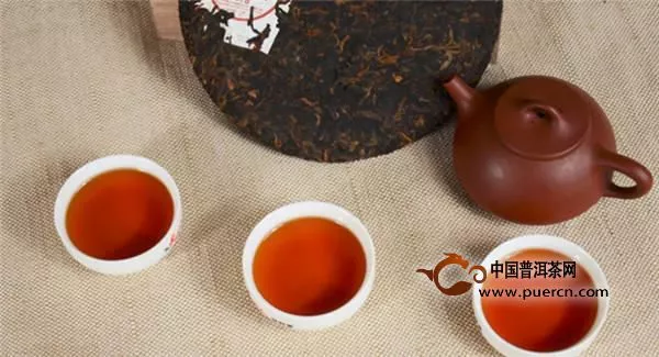 如何区分滇红茶和普洱茶