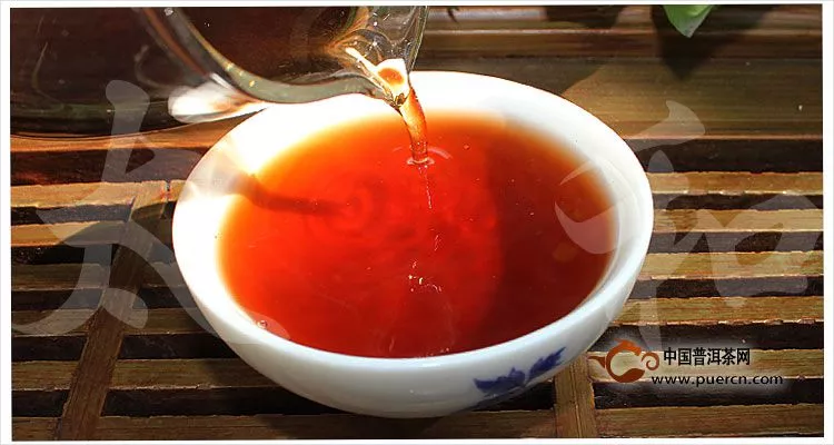 如何区分滇红茶和普洱茶