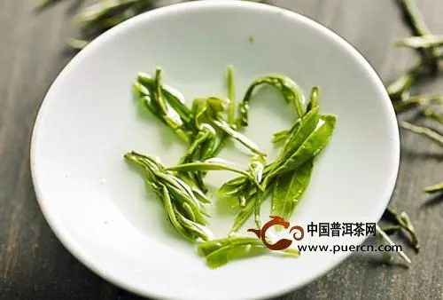 得天獨厚的廬山云霧茶