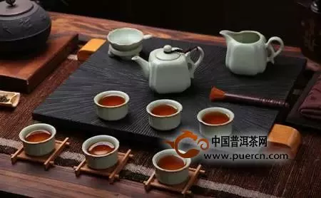 除了紫砂壶，还有哪些茶具适合泡红茶？