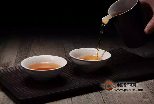 为什么最好的黑茶茯茶来自湖南安化？