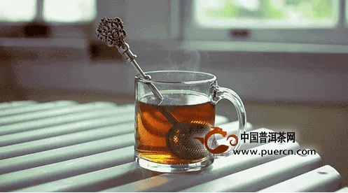 一个人每天喝几杯茶才不会中毒！