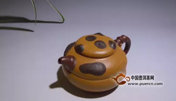 国家级工艺师-徐飞·本山绿泥熊猫壶