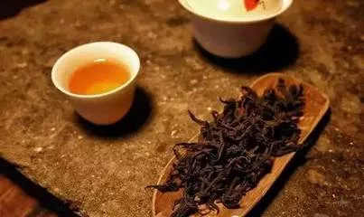 品鉴武夷岩茶的12个技巧和细节