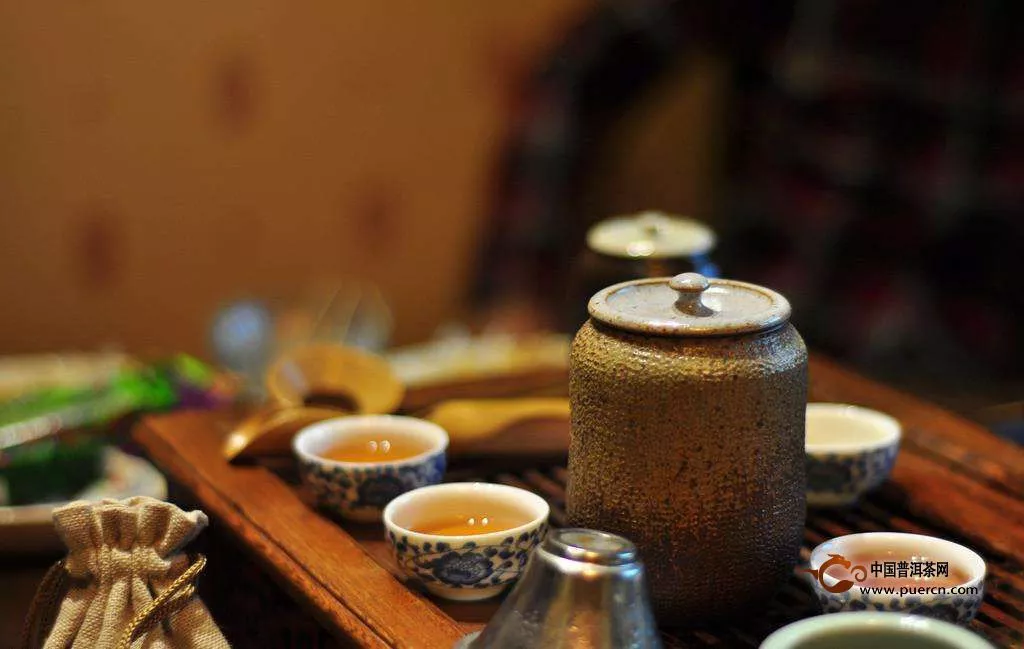 温和不仅是普洱茶的生命品性，也是一切生命的品性