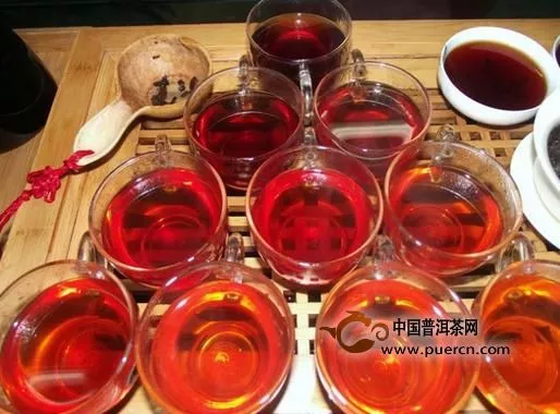 普洱茶发酵程度分析：如何根据普洱茶茶汤判断有几分熟？