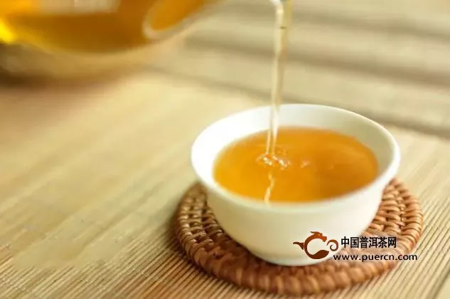 普洱茶叶香味怎么形容？