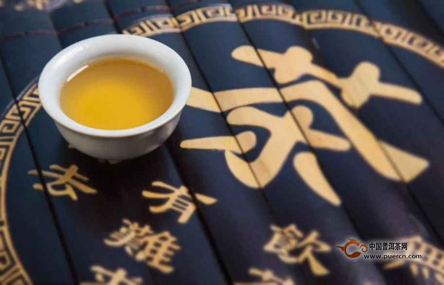 學(xué)會(huì)喝普洱茶后的人都變了