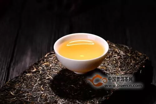 普洱茶压制过程会使茶多酚变得更少吗？