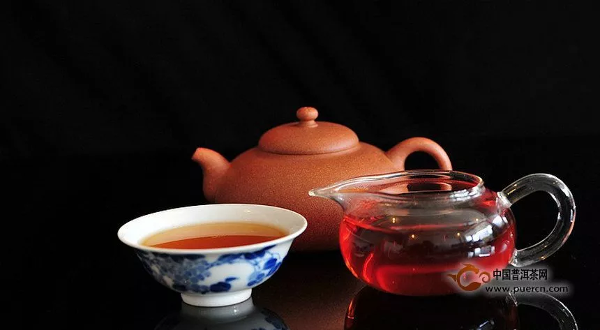 普洱、乌龙、花茶、绿茶、红茶分别用哪种紫砂壶来泡才更出香！