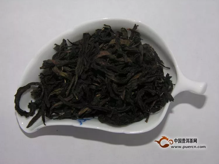 武夷雀舌：岩茶之中的清雅典范