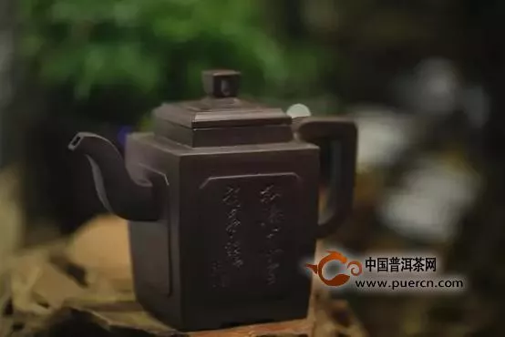 不同壶型的紫砂壶该如何鉴赏？