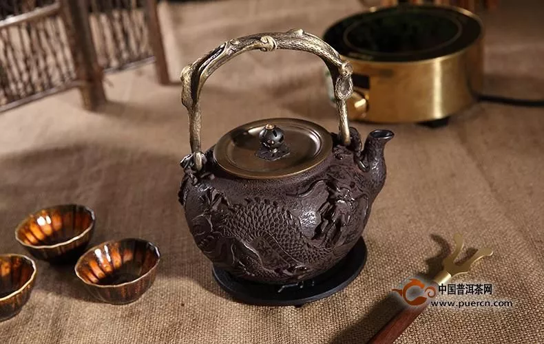 冲泡普洱茶的茶具