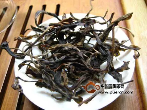 易武落水洞古樹茶特點