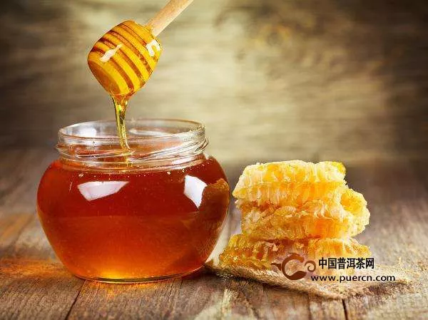 普洱茶和蜂蜜能一起喝吗