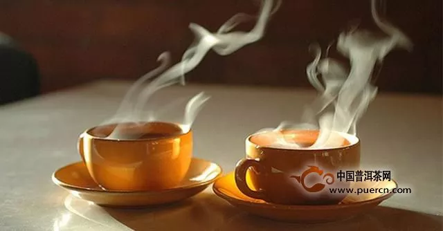 喝茶要遵循“早、少、淡、温”四大原则！