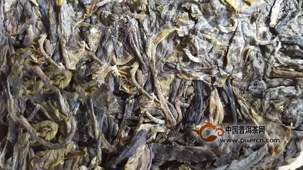 冲泡普洱茶时茶汤里的绒毛是什么