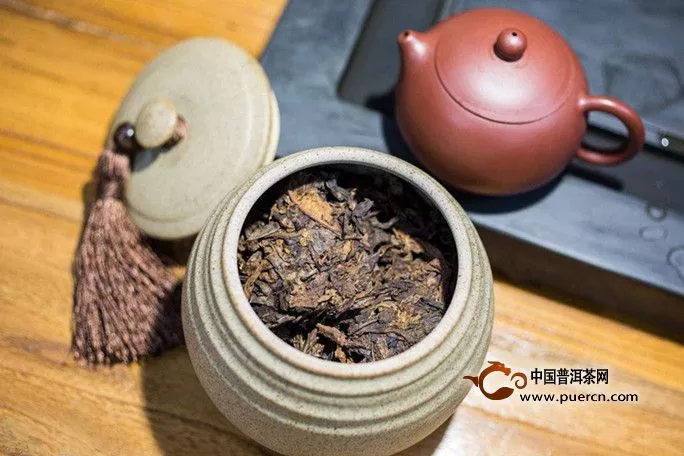 為什么沖泡出的普洱茶水味重