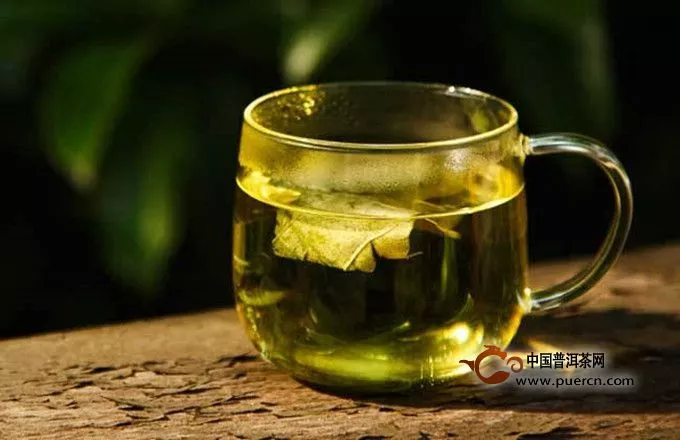 红茶和绿茶减肥效果相比哪个更好