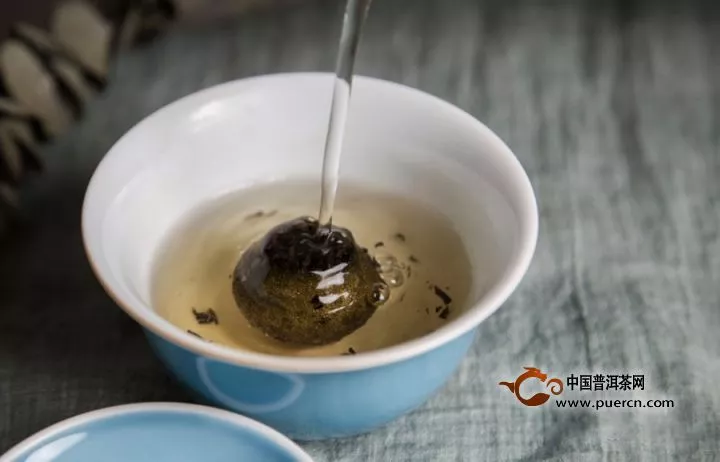 用红茶和白茶做成的小青柑你喝过吗