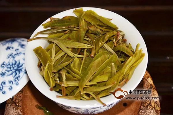 班盆古树普洱茶的特点