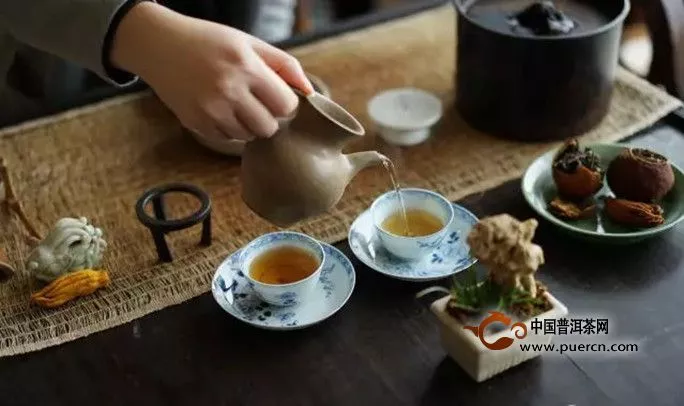 常喝陈皮白茶的功效和作用是什么