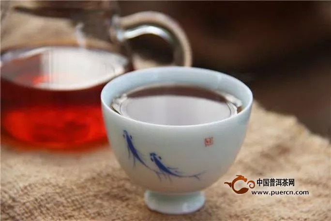 普洱茶是属于红茶吗