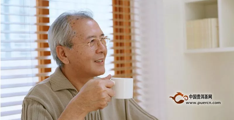 老年人适合喝普洱茶吗
