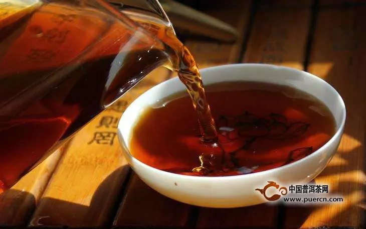 常喝普洱茶对身体有什么好处和害处？
