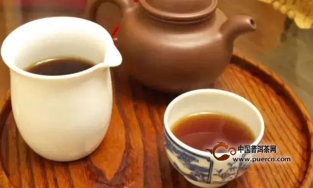 紫砂壶是如何发茶的？