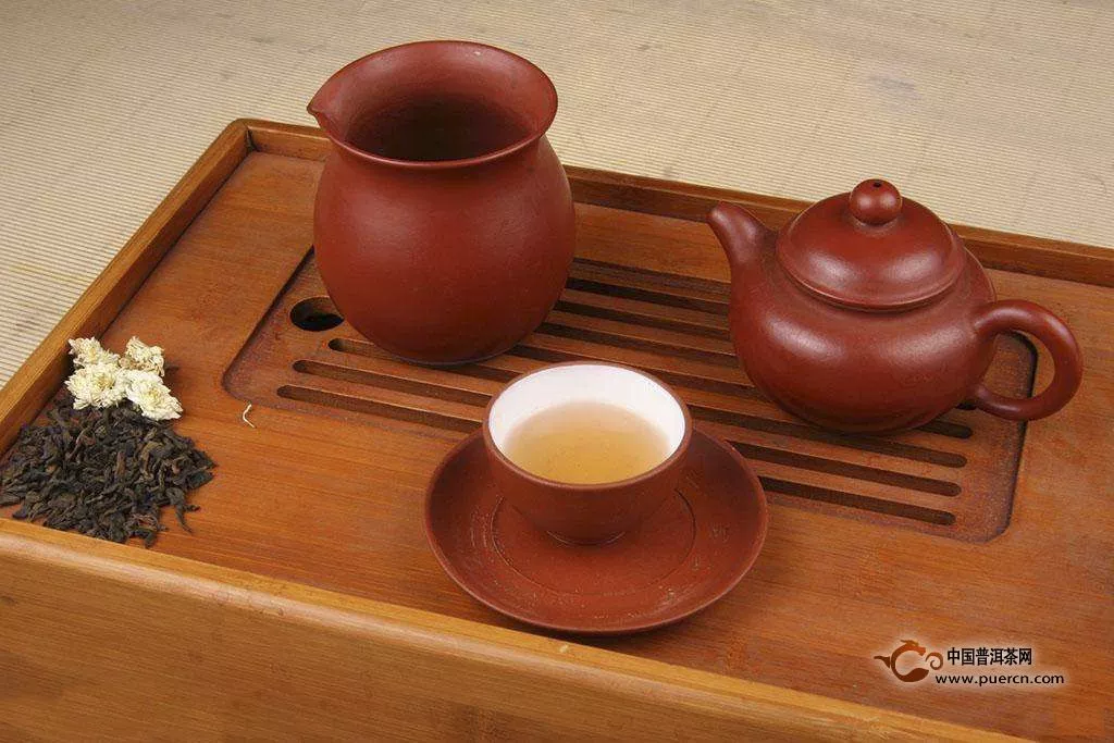 菊花普洱茶的功效是什么