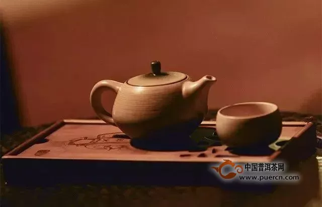 紫砂壺不出水怎么辦？