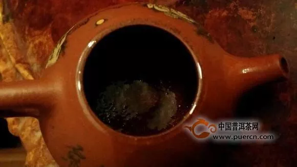 烧水壶茶垢太多怎么清除？快来试试这三招