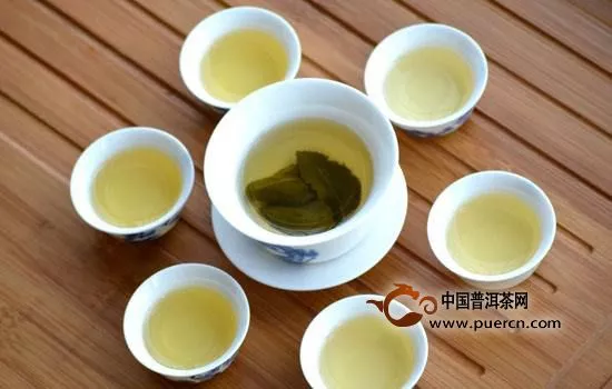 茶葉水洗臉有什么好處和壞處