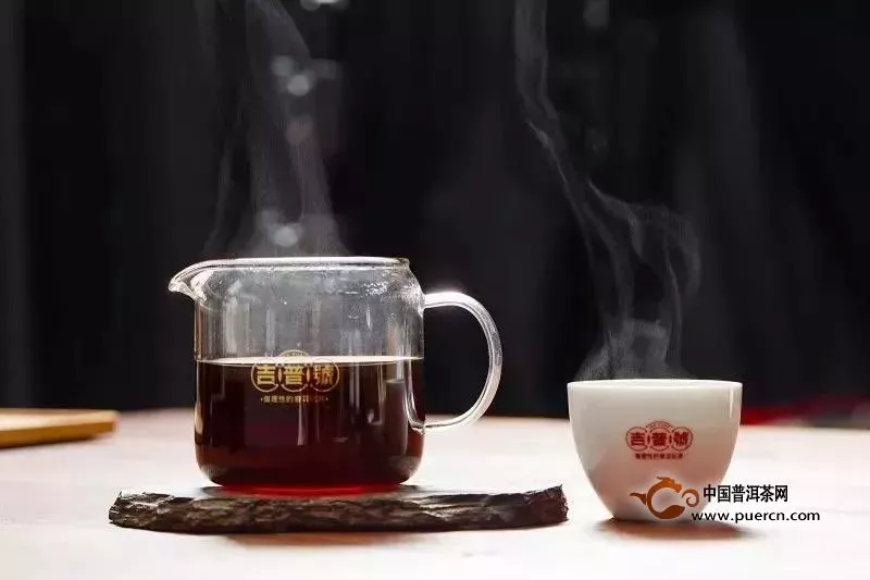 当普洱茶遇上90后经营者|吉普号深圳店正式开业