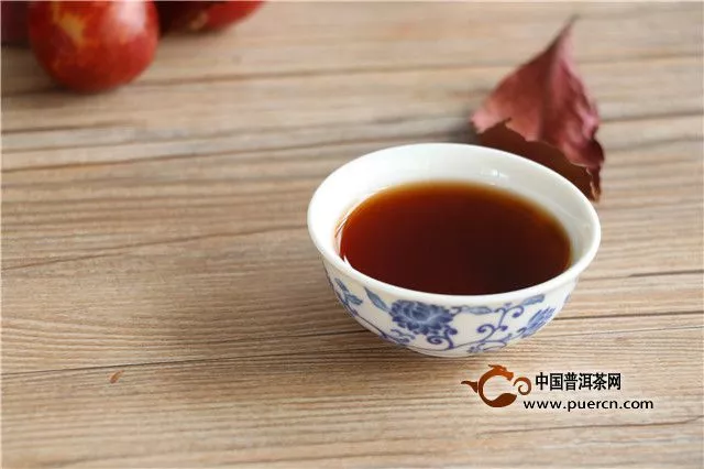 華磚熟茶：秘茶園的味道，每一種都不應被辜負