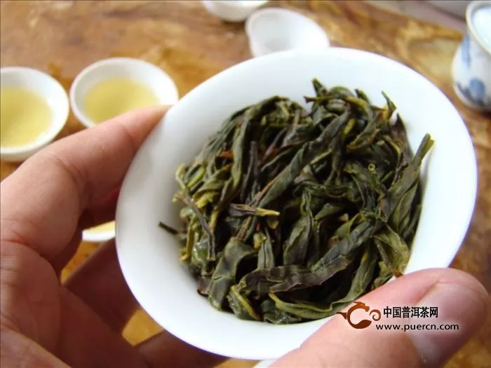 清香型乌龙茶与传统乌龙茶的品质差异