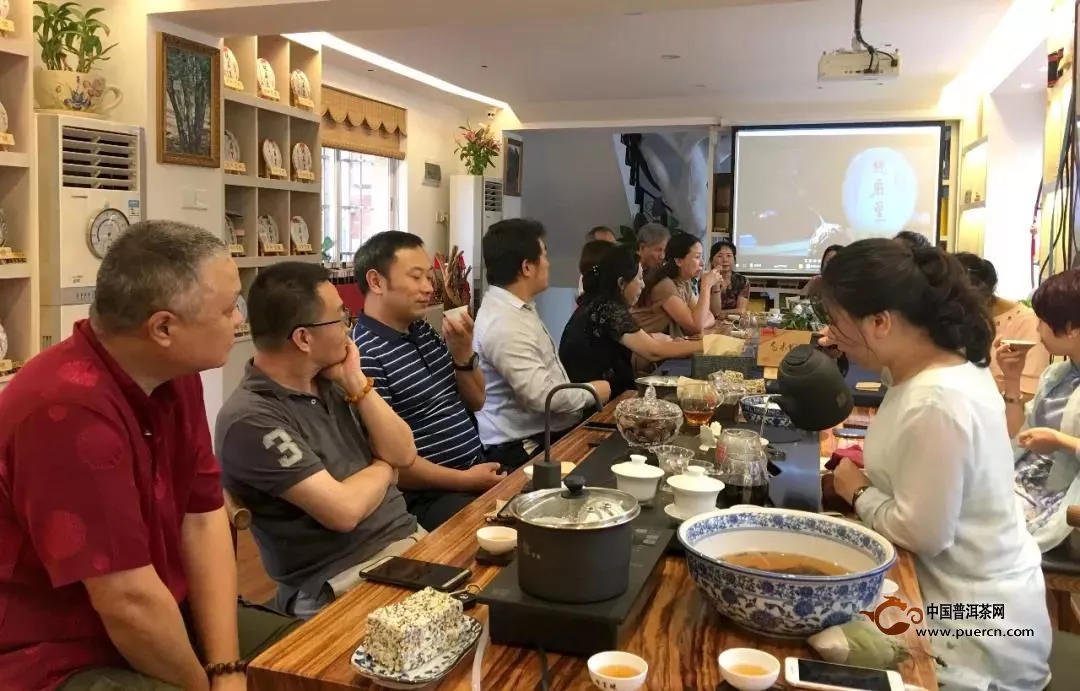 中吉號時光茶會|品味經(jīng)典，歲月如金，十年純麻黑、喬木野生磚鑒賞實錄