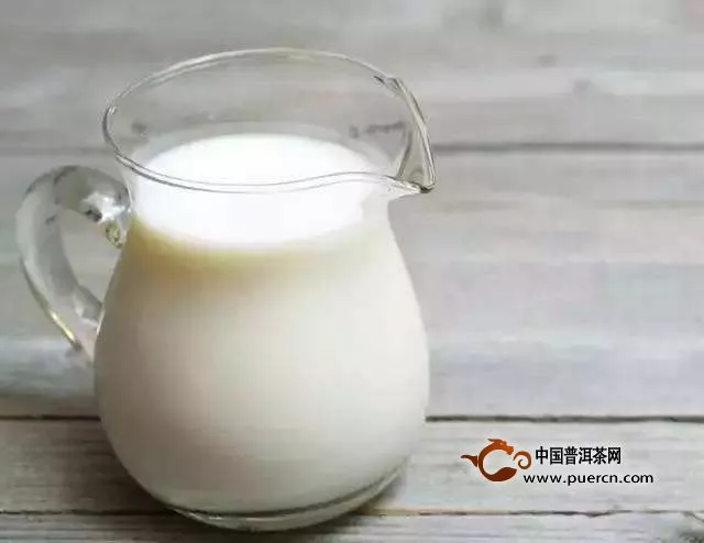 牛奶红茶调饮冲泡法